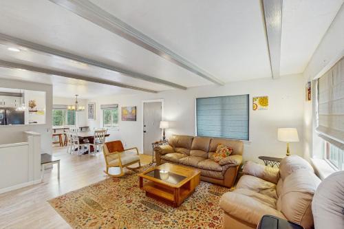 Woodland Park House | The Lookout at Woodland Park