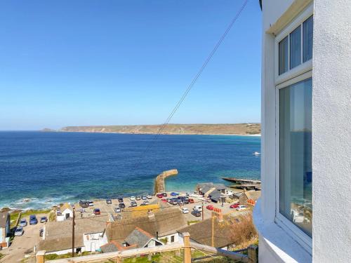 Sennen Cove Apartment | The Lookout