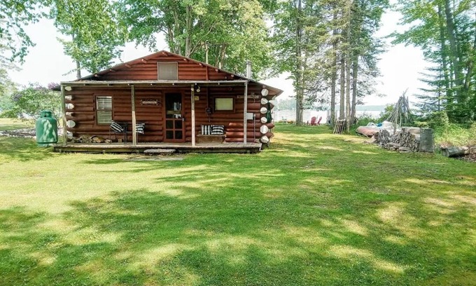 Levering Cabin | Relax at The Loon Lodge with Ocean and Lake Views