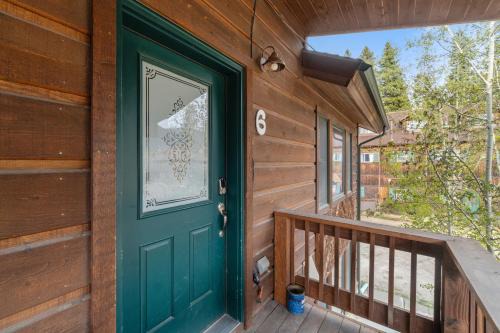 Grand Lake Hotel | The Loose Moose Lodge #6 At Downtown Grand Lake