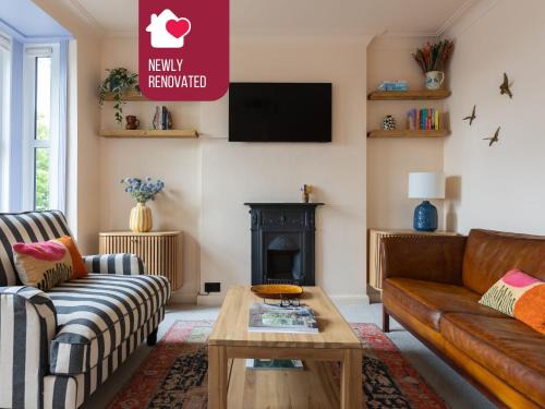 Brighton City Centre Apartment | Stylish 2BR Apartment at The Lorelei - Guest Rated 10/10
