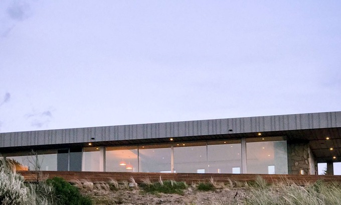 Low Head House | Unwind at The Low Head Beach House with Spa & Hot Tub