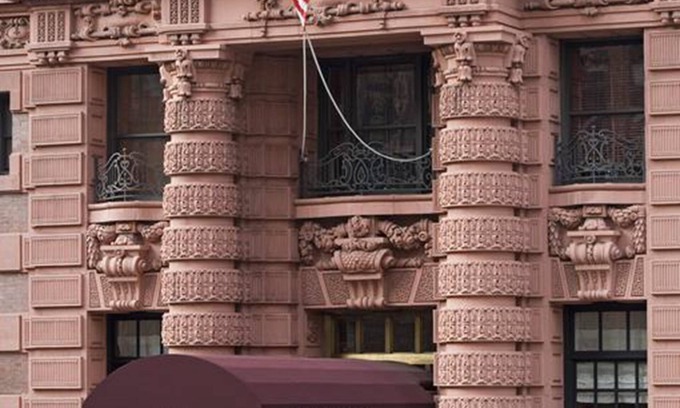 Central Park West Hotel | Experience Comfort at The Lucerne Hotel - 4 Star Stay