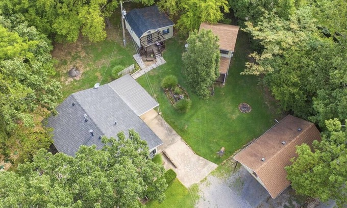 Hulbert Cabin | The Luck Cabins - Lakeside cabins in the woods!