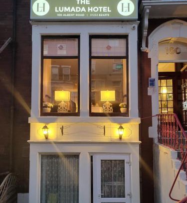 Blackpool Town Center House | Discover The Lumada: Guest Rated 9/10 for Unforgettable Stays