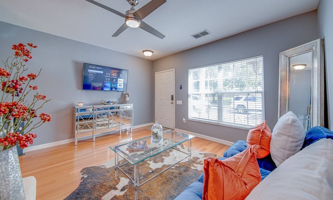 Lake Mary House | Guest Rated: 9.8 at The Lux At Lake Mary - Scenic Oasis