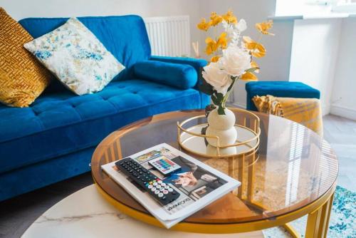 Seisdon Apartment | Elegant The Luxury Inn in Birmingham - Child Friendly Retreat