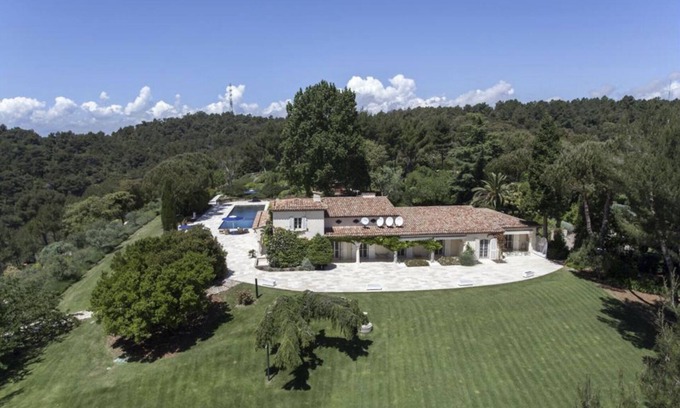 Villefranche-sur-Mer House | Unique Villa in Eze with Private Pool and Family Amenities