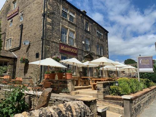 Rishworth Bed & Breakfast | Discover The Malthouse: Family-Friendly Dining Awaits