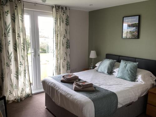 Begelly Hotel | Discover The Manian: 4-Star Family-Friendly Retreat