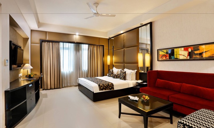 Bareilly Hotel | Budget-Friendly Stay at The Manor Bareilly Hotel