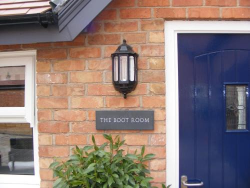 Quorndon Hotel | Pet-Friendly Retreat: The Manor House at Quorn, 4-Star Stay