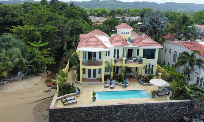 Stella Villa | Guest Rated: The Mansion at Casa Aguas Azules Beachfront Villa