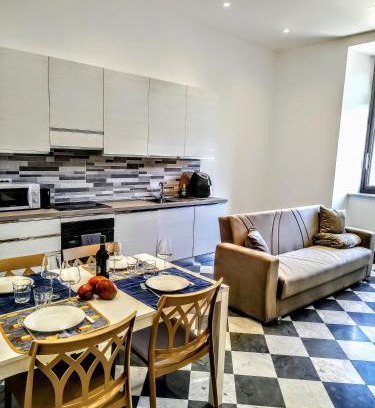Carrara Apartment | Guest Rated 10/10 at The Marble Theater, Carrara Centro