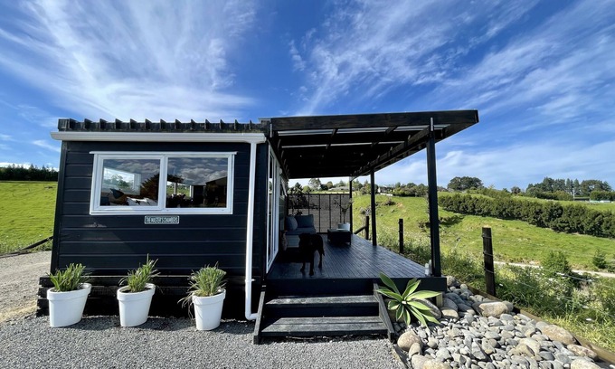 Katikati Cabin | Family-Friendly Retreat at The Master's Chambers Katikati