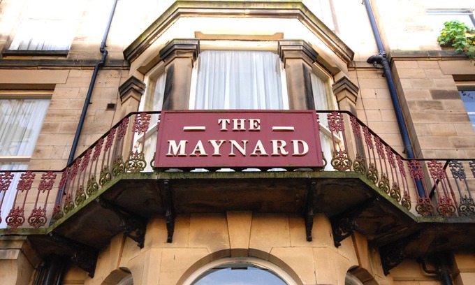 South Cliff Hotel | Discover The Maynard: Top-Rated Stay with Family Amenities