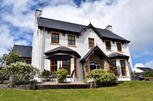 Quigley's Point Bed & Breakfast | Welcoming Meadows B&B: Family-Friendly with Accessible Amenities