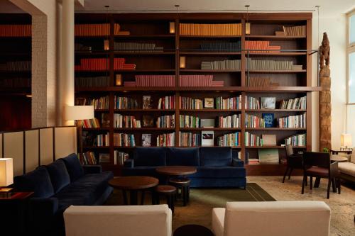 SoHo Hotel | Elegant Stay at The Mercer: Pet-Friendly & Family Ready