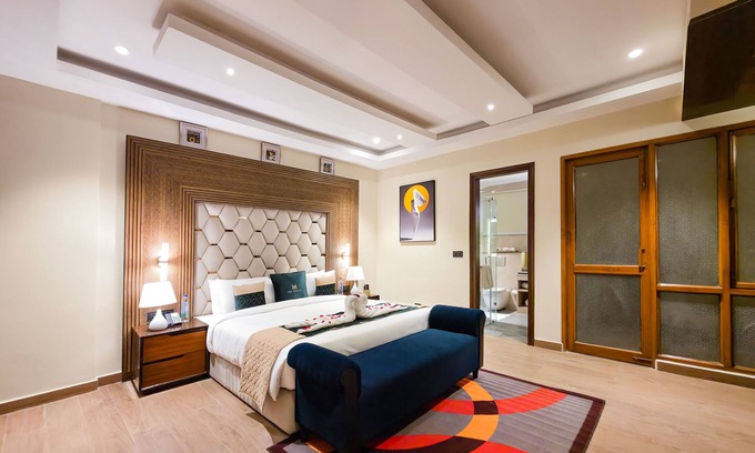 Kalkaji Hotel | The Meriton