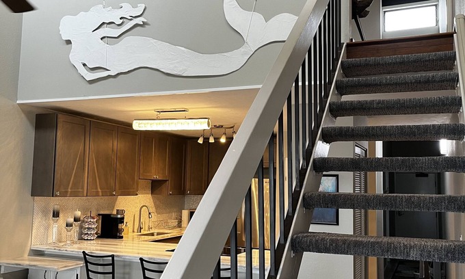 Historic Kailua Village Condo | Mermaid Loft: Steps to Beach, Dining & Relaxing Amenities