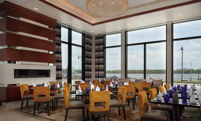 Muscatine Hotel | Experience The Merrill Hotel, Muscatine - Guest Rated 9.6