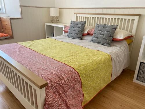 Longrock Apartment | Discover The Mexico Inn: Family-Friendly & Breakfast Included