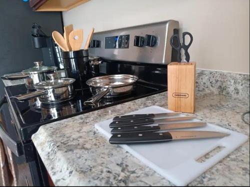 Providence Apartment | The Micro-Loft at Mt Pleasant New 2BR APT Parking