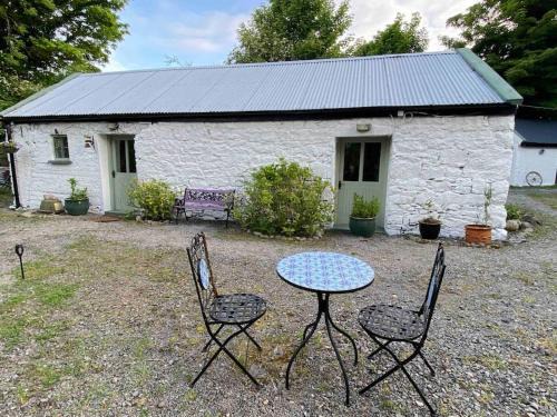 Collinstown House | Oceanfront Escape at The Milking Parlour - Rated 9.9/10