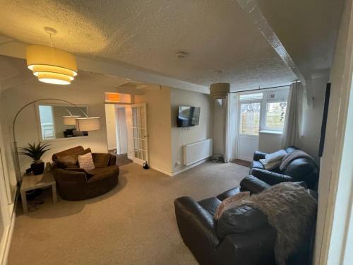 Camelford House | Family-Friendly Getaway at The Mill Leat and Grain Store