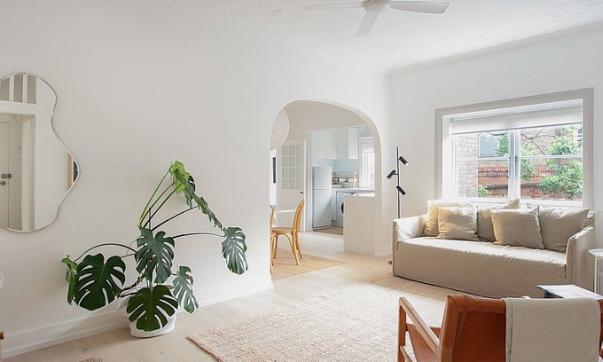 Bellevue Hill Apartment | Discover The Mindful Escape Apartment with Family-Friendly Perks