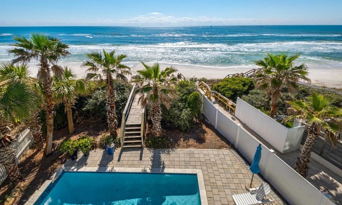 Seacrest House | Experience The Mirage: Oceanfront Family-Friendly Escape