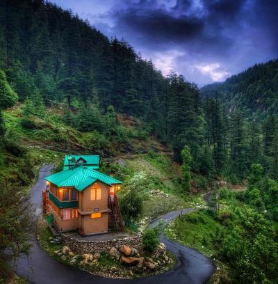 Banjar House | Relaxing Retreat at The Misty Wilds Home, Jibhi