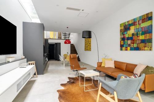 Leichhardt House | Discover The Mod - Unique Split Level Retreat in Sydney