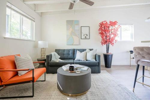 North University Apartment | Modern Retreat for Families Near Downtown with Roku TV