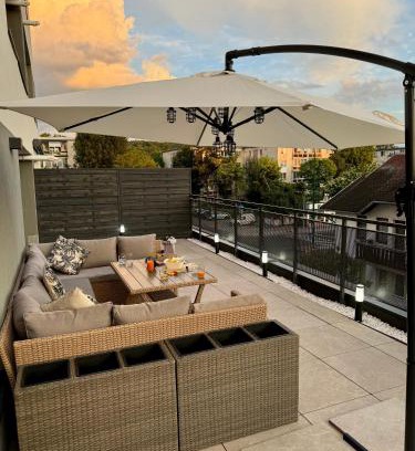 Tirgu Mures Apartment | Stylish Modern Loft: Family-Friendly Comfort Awaits