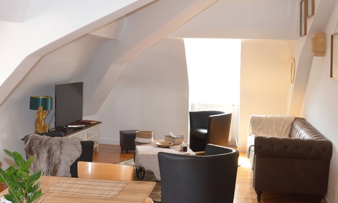 Gap Apartment | Experience The Monache Loggia: 10/10 & Family-Friendly Amenities