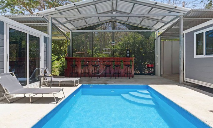 Matapala House | The Monkey Houses - Sleeps 16 - Pool -5 min walk to Beach