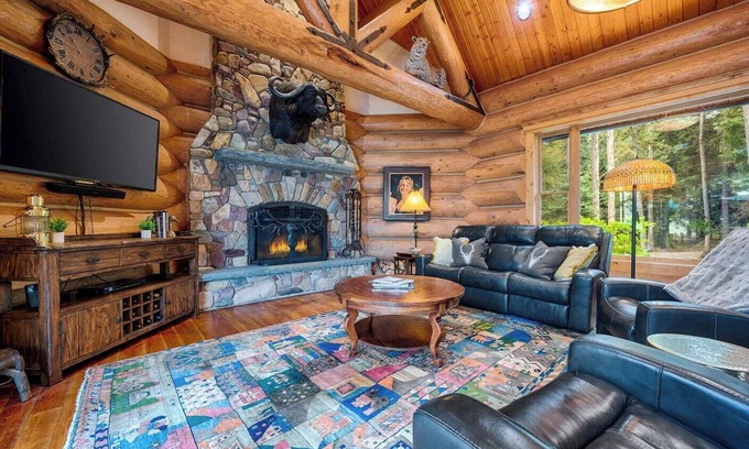 Marion House | Experience Montana Manor: A Grand Log Estate Retreat
