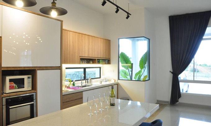 Langkawi Villa | Discover The Monte Langkawi: Poolside Oceanfront Retreat