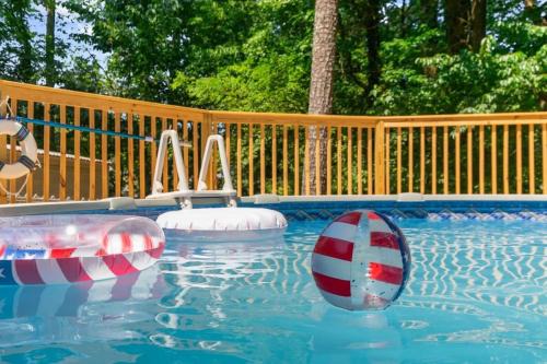 New Castle House | Pet-Friendly Monterey Maison with Pool, 20min from Downtown