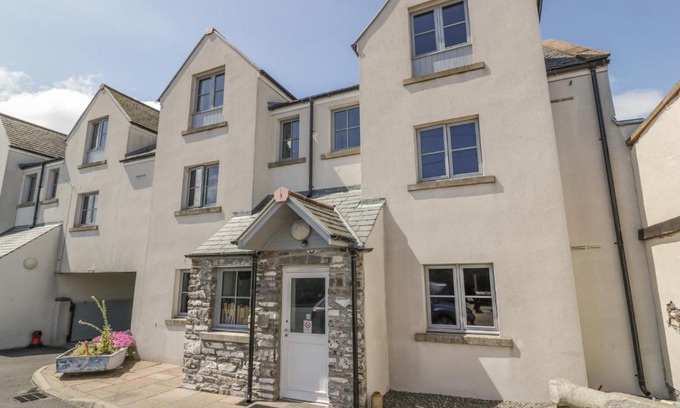 Newton Stewart Apartment | Pet-Friendly Stay at The Moorings: 4-Star Excellence