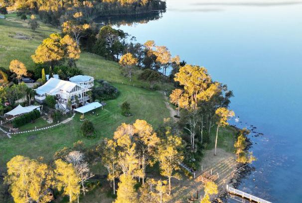 Coomba Bay House | Oceanfront Retreat at The Moorings Lakehouse with Pet Access