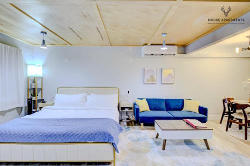 Downtown Memphis Apartment | Guest Rated: 9.5 | The Moose #5 - Cozy Studio with Fast WiFi