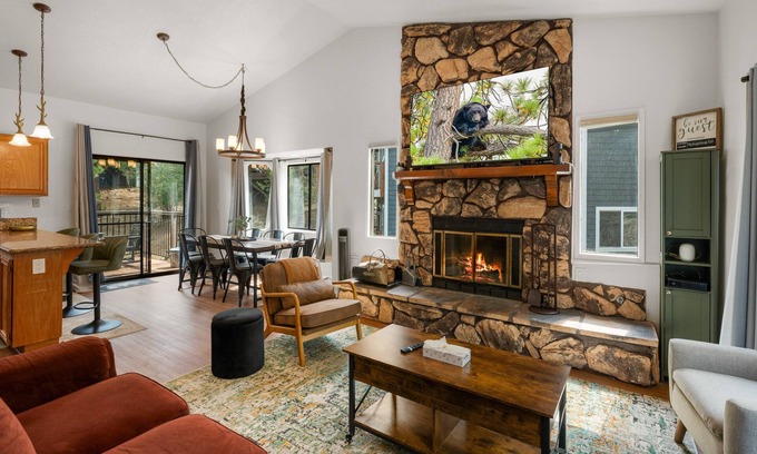 Upper Moonridge Cabin | The Mountain House - Game Room, Arcade Games, Deck, BBQ