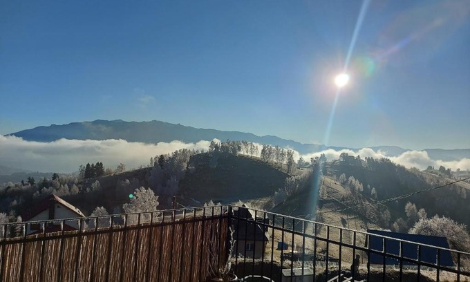Pestera House | Exceptional Stay at The Mountain View - Guest Rated 9.6/10