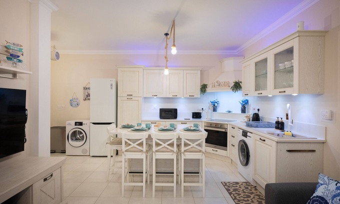 Madliena Apartment | Pet-Friendly Escape at The Nautical Nook for Families