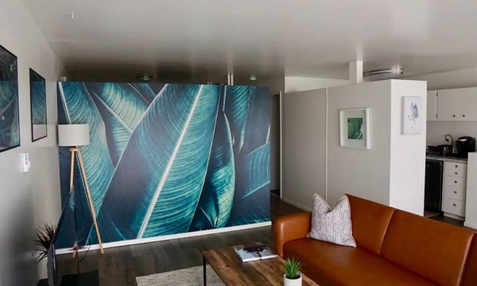 West Bellevue Apartment | Unforgettable Stay at The Nest in Meydenbauer Bay