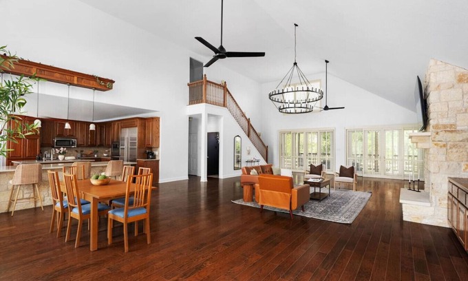 McNeil House | The Nest on Brushy Creek | 3 Acres of fun