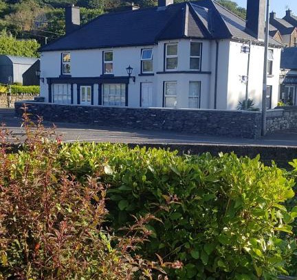 Rosscarbery House | Discover The New Landmark: Family-Friendly Getaway Awaits