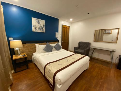 Iloilo City Proper Hotel | Pet-Friendly Escape at The New View by Ecotel